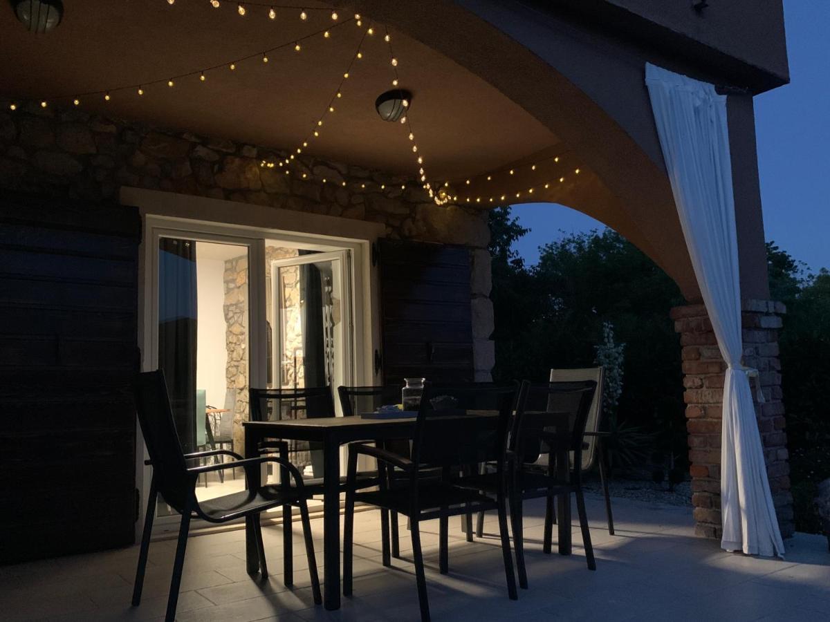 Villa Calma, Recharge Your Body And Mind Gabonjin Exterior photo